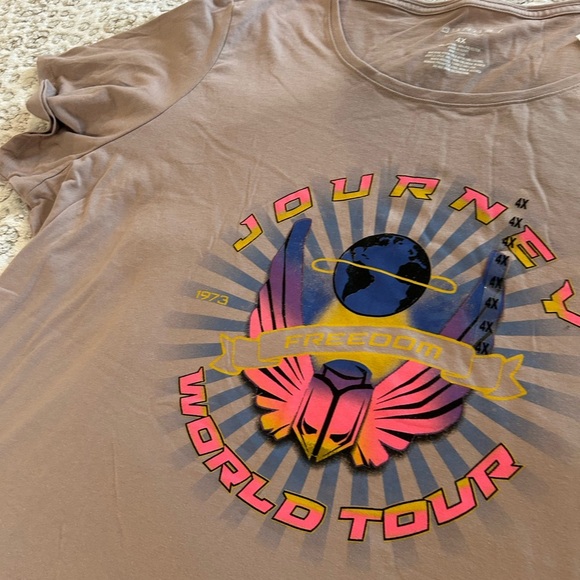 NWT Journey World Tour Graphic Tee - women’s plus size 4X - Picture 3 of 5